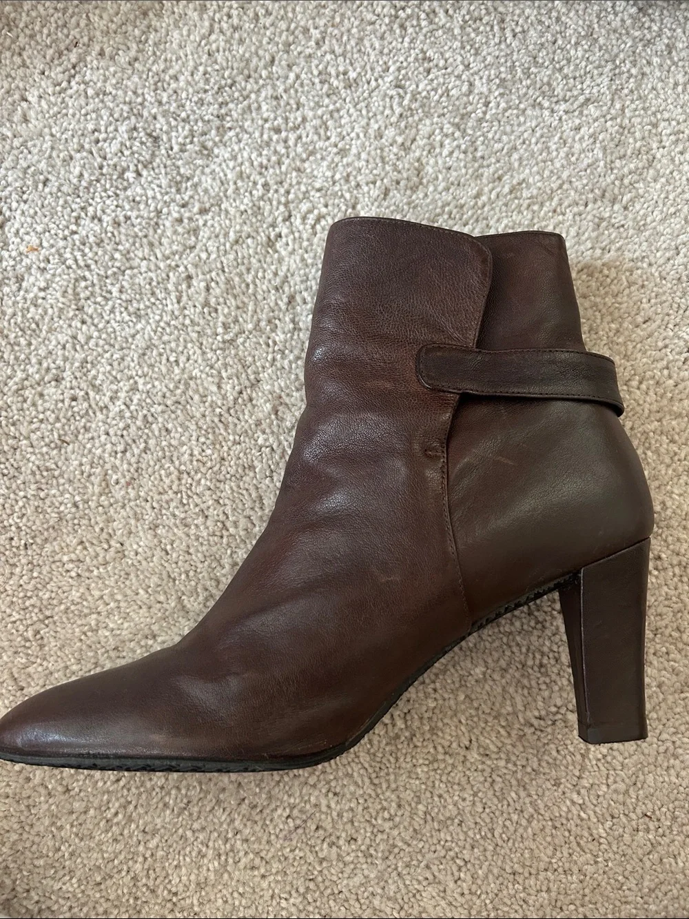 Women's Stuart Weitzman esme belted boot